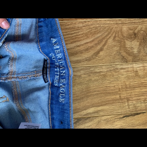 American Eagle Jeans - Picture 3 of 4